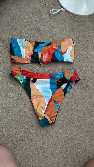 Swimsuit Multiple thumbnail 2