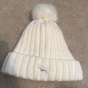 Pink hat thumbnail 1