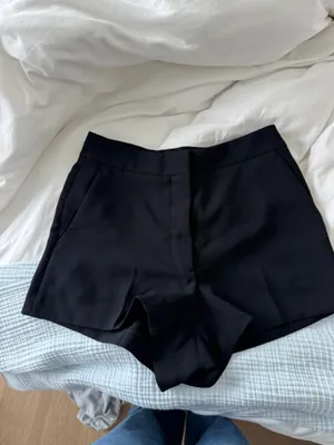Aritzia Black The Limitless Short thumbnail 3