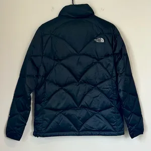 The North Face Women’s 550 Black Insulated Puffer Jacket - Size: Large thumbnail 12