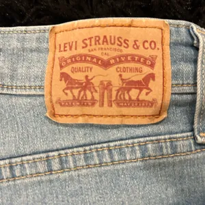 Signature by Levi Strauss Light Blue Flare Jeans thumbnail 5