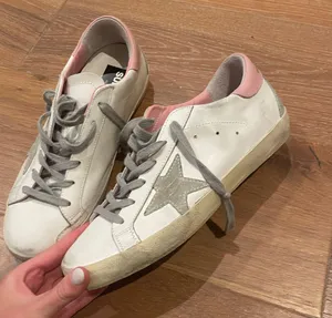 Size 9.5 thumbnail 5