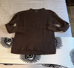 Old Navy Sweater thumbnail 1