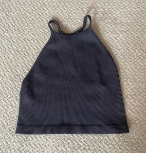Forever 21 Top Tank Crop Top thumbnail 1