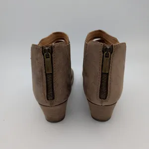 Aquatalia Freida Boots $395 Womens Taupe‎ Leather Cut Out Ankle Booties Size 8.5 thumbnail 5