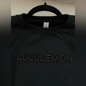NWT Lululemon Scuba Oversized Pullover Crewneck Sweater Wordmark Black Size M/L thumbnail 9