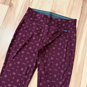 Patagonia Capilene Midweight Base Layer Pants Womens XS Burgundy Floral Pattern thumbnail 1