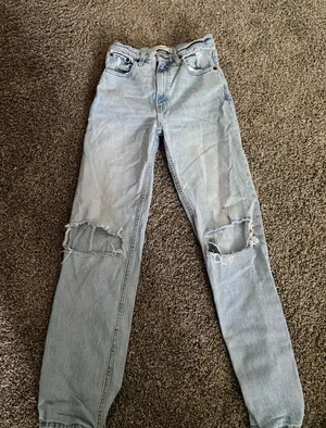 Abercrombie High-Rise Jeans Ultra thumbnail 1