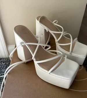 Urban Outfitters Polly Platform Heel thumbnail 6