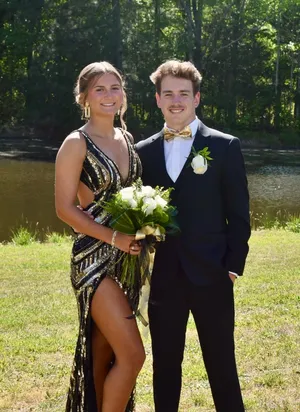 Sherri Hill Prom Dress Black and Gold thumbnail 3