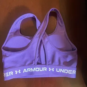 Under Armour sports bra thumbnail 2