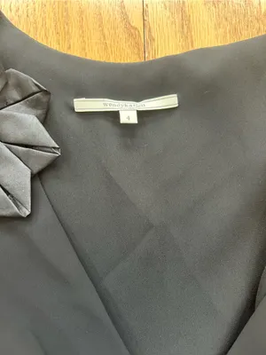 Wendy Katlen Black Chiffon V-Neck Cocktail Dress Size 4 Rosette Ruffle Hem LBD thumbnail 5