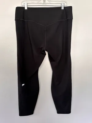 Fabletics PureLuxe Black High Waisted Leggings 3X Short thumbnail 8