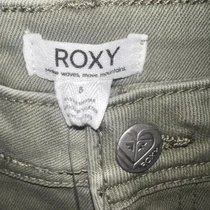 Roxy Sage Green Denim‎ Cutoff Shorts NWT Size 5 Raw Hem | NWT thumbnail 5