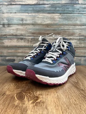 New Balance Fresh Foam Garoé Midcut in Steel Women’s Size 7 thumbnail 5