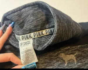 PINK Victoria’s Secret Love Pink Sweatshirt thumbnail 4