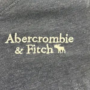Abercrombie & Fitch Womens Navy Blue V-Neck Logo T-Shirt XS Soft A&F Collection thumbnail 8