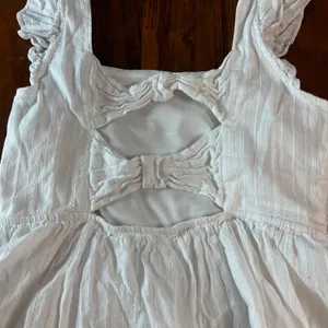 Mi Ami for Francesca's White Ruffle Bow Back Mini Dress Womens Small Cotton thumbnail 8