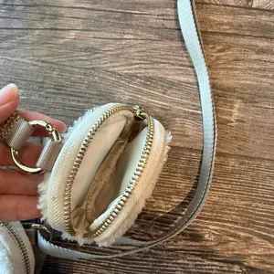 Lululemon Sherpa Modular Phone Crossbody Bag with Coin Pouch thumbnail 7
