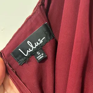 Lulus Extra Extravagance Burgundy Sleeveless Maxi Dress size: Small thumbnail 5