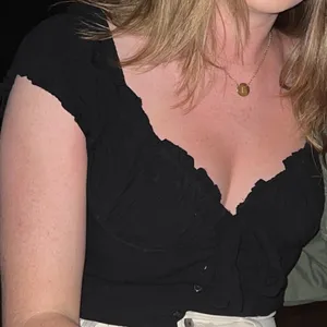PAC Sun Black Crop Top thumbnail 2