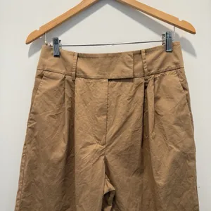 Anthropologie Exquise Barrel-Leg Chino Pants size M thumbnail 4