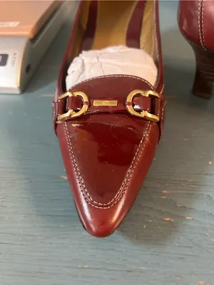 Circa by Joan David Women’s Pointed Leather Loafers w/Gold Bit Burgundy | Size 7 thumbnail 8