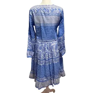 Bella Tu Size M Dress Blue White Print Boho Silver Embroidered Floral Peasant thumbnail 3