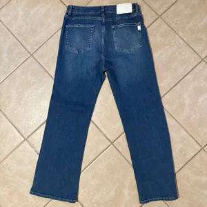 Mersea Voyageur Nomad Cropped Mini Boot Jeans thumbnail 5