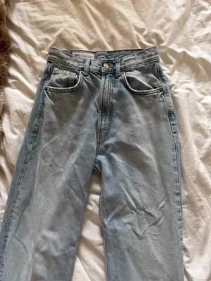 ZARA Jeans High-Rise Wide-Leg thumbnail 3
