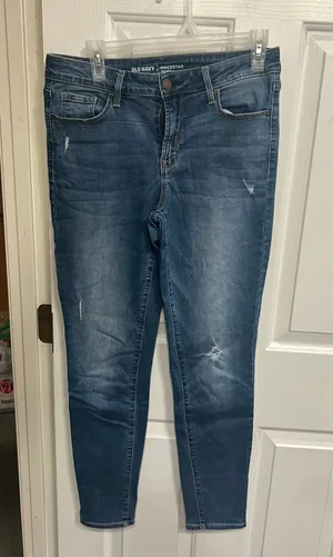 Old Navy Rockstar Jeans thumbnail 1