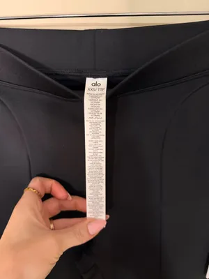 Alo Yoga High-Waisted 7/8 Flare Zip It Leggings thumbnail 4
