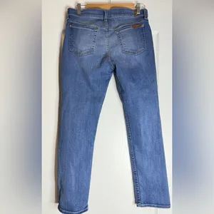 7 For All Mankind the Relaxed Skinny Jeans in Light Blue Wash thumbnail 7