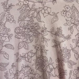 CANDIE’S Floral Design Top thumbnail 8
