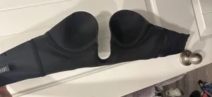 SKIMS Plunge Bra thumbnail 3