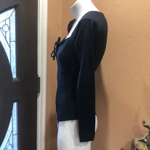 Abercrombie and Fitch black long sleeve bodysuit thumbnail 4