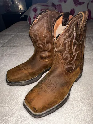 Ariat Boots Size 7 thumbnail 1