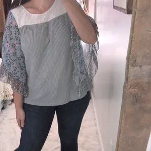 Floral waffle knit medium boho top thumbnail 2