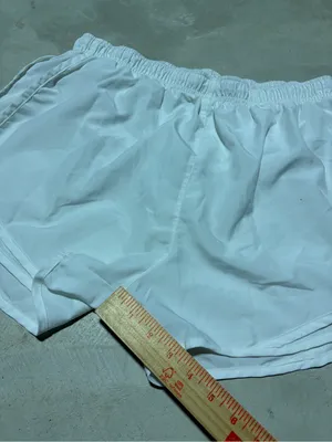 Nike Women’s White Running Shorts XL thumbnail 4