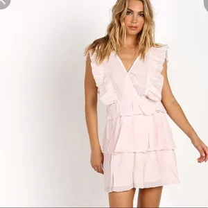 Suboo Perfect Day Wrap Dress Blush NWT Size 10 thumbnail 2