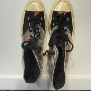 Converse Womens Chuck Taylor All-Star Sz 7.5 Floral Black Sneakers Shoes Casual thumbnail 2