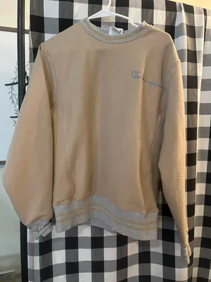 Champion Crewneck thumbnail 1