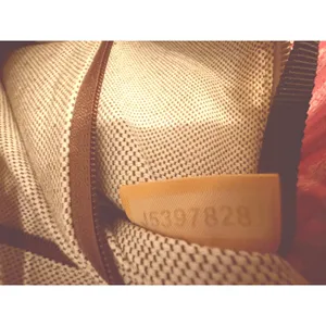 Dooney & Bourke Vintage Cream Pebbled Leather Hobo Shoulder‎ Bag Gold Hardware thumbnail 15