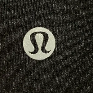 Womens sz4 Lululemon leggings thumbnail 2