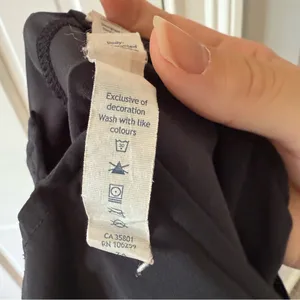 Lululemon Black Pleated Athletic Shorts With Pockets Size 6 thumbnail 8