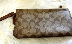Coach Large Wristlet Clutch Top Zip Brown $125 signature C used thumbnail 1