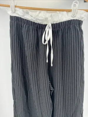 JODIFL Black Pinstripe Elastic-Waist pull on ruffle wide leg Trousers S preppy thumbnail 4