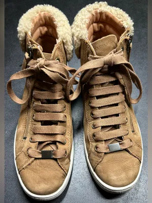 Ugg Women’s Size 8 Tan Shearling Lined Leather High Top Boot thumbnail 3