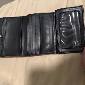 Vintage 1990’s Genuine Leather minimalist Esprit Wallet thumbnail 8