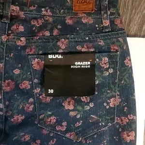 BDG Floral Grazer High Rise Jean 30 NEW Classic Preppy Fairycore Prints Bohemian thumbnail 10